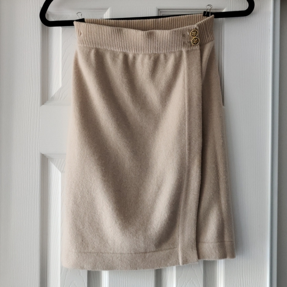 CHANEL 100% Cashmere - Picture 3 of 11